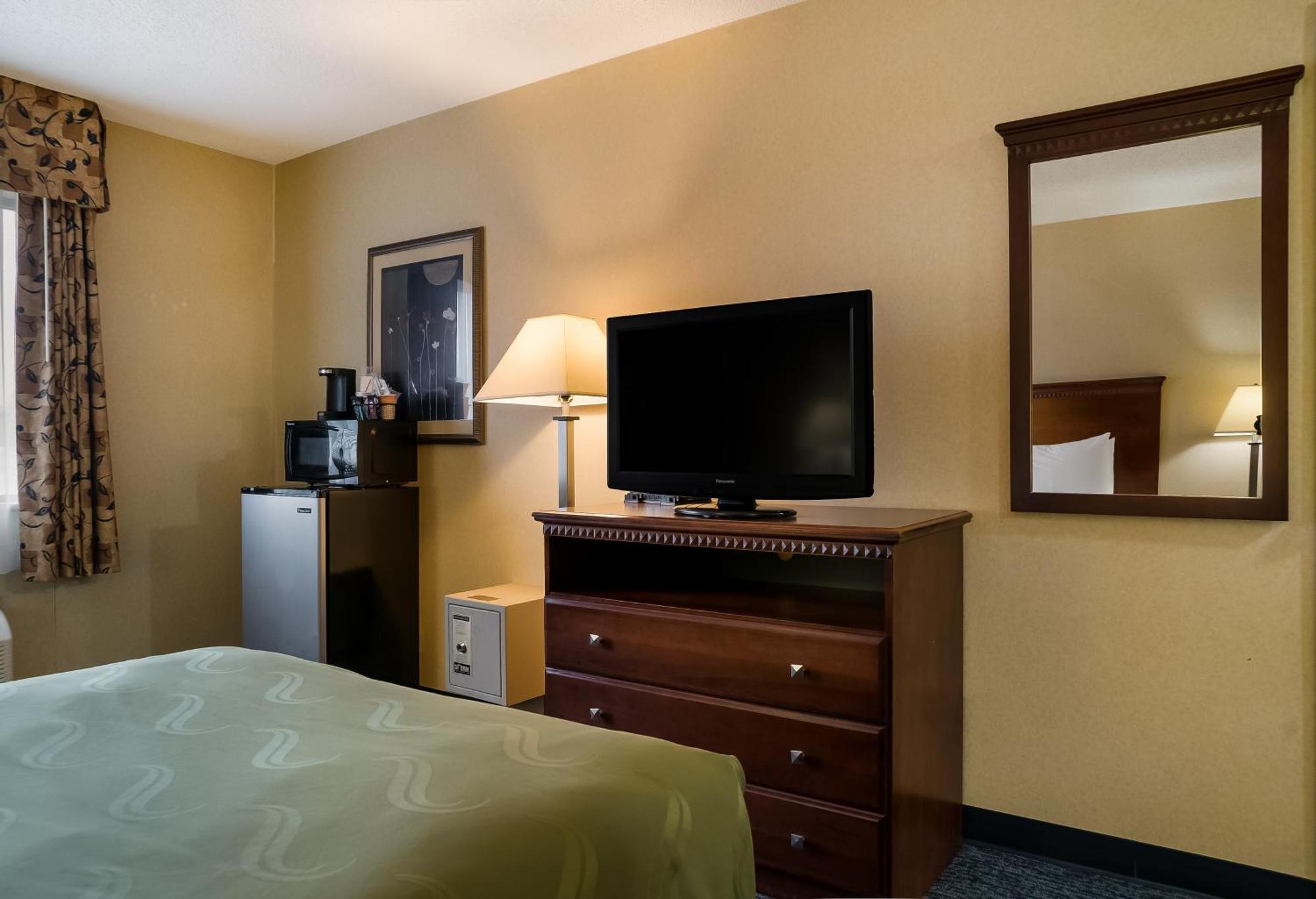 Quality Inn Grand Blanc - Flint South Zewnętrze zdjęcie